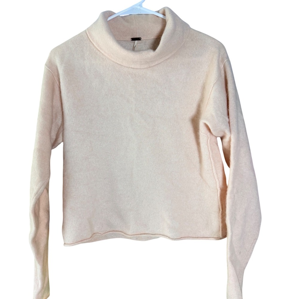 Free People Turtleneck Sweater S Peach Cashmere Long Sleeve 100% Cashmere